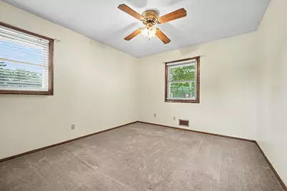 5520 Saint Stephens Street, Mounds View, MN 55112 - Photo 8