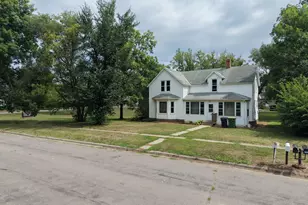 220 Sheridan St, Garvin, MN 56132 - Photo 2