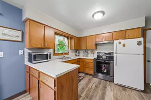 2541 E Main St, Mankato, MN 56001 - Photo 8