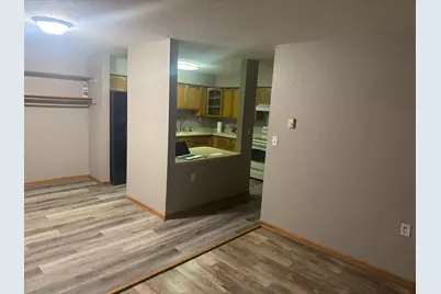 221 Grand Avenue W #306, South Saint Paul, MN 55075 - Photo 2