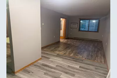 221 Grand Avenue W #306, South Saint Paul, MN 55075 - Photo 6