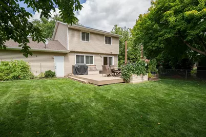 9067 75th Street S, Cottage Grove, MN 55016 - Photo 4