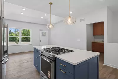 2357 7th Ave E, North Saint Paul, MN 55109 - Photo 8