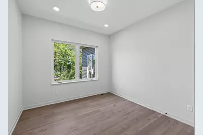 2357 7th Ave E, North Saint Paul, MN 55109 - Photo 14