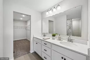8982 Parkview Cir, Chisago City, MN 55013 - Photo 10