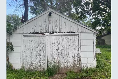 113 S 6th Avenue, Albert Lea, MN 56007 - Photo 2