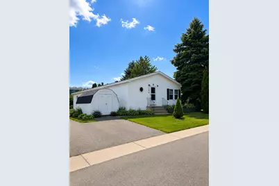 150 Star Circle, Vadnais Heights, MN 55127 - Photo 1