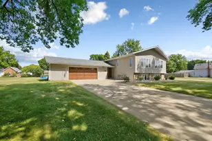510 12th St, Windom, MN 56101 - Photo 1