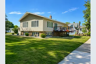 510 12th Street, Windom, MN 56101 - Photo 2