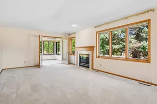 1236 Woodley St E, Northfield, MN 55057 - Photo 4
