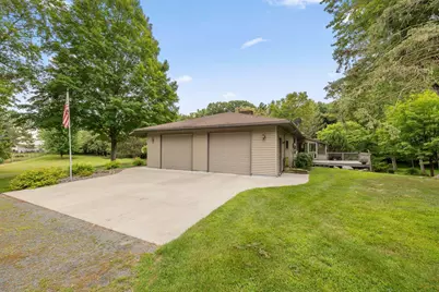 32050 Park Trail, Center City, MN 55012 - Photo 12