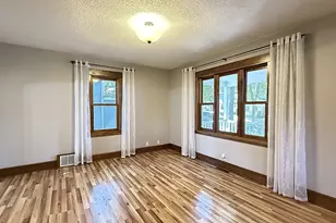 910 N 5th St, Montevideo, MN 56265 - Photo 10