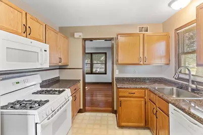 8542 3rd Avenue S, Bloomington, MN 55420 - Photo 8