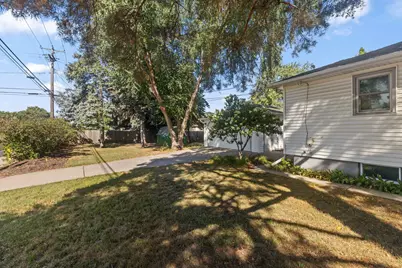 8542 3rd Avenue S, Bloomington, MN 55420 - Photo 16