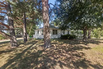 8542 3rd Avenue S, Bloomington, MN 55420 - Photo 2