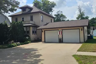 824 Adams Ave, Westbrook, MN 56183 - Photo 1