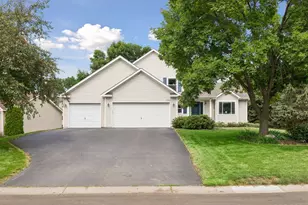 10362 Fox Run Rd, Woodbury, MN 55129 - Photo 2