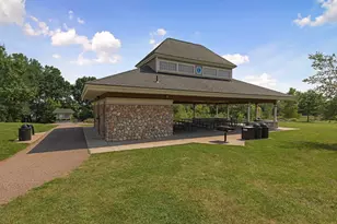 10362 Fox Run Rd, Woodbury, MN 55129 - Photo 58
