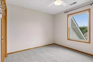 10362 Fox Run Rd, Woodbury, MN 55129 - Photo 32