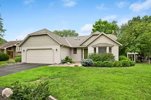 14624 Hanover Ln, Apple Valley, MN 55124 - Photo 2