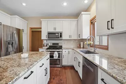 6102 Wildwood Way, Monticello, MN 55362 - Photo 14