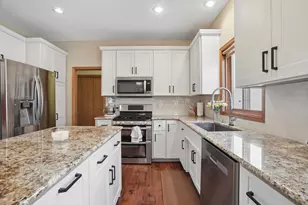 6102 Wildwood Way, Monticello, MN 55362 - Photo 14