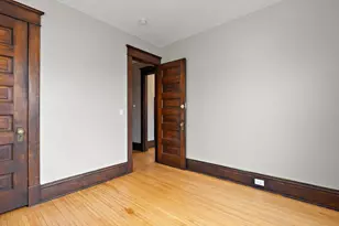 2428 Chicago Ave, Minneapolis, MN 55404 - Photo 20