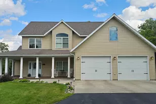 3318 Highland Dr NE, Bemidji, MN 56601 - Photo 2
