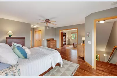 782 New Century Boulevard S, Maplewood, MN 55119 - Photo 18