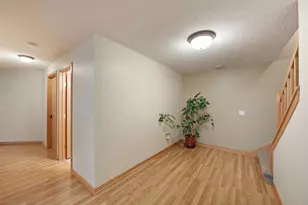 782 New Century Blvd S, Maplewood, MN 55119 - Photo 30