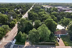 3560 E Medicine Lake Blvd, Plymouth, MN 55441 - Photo 24
