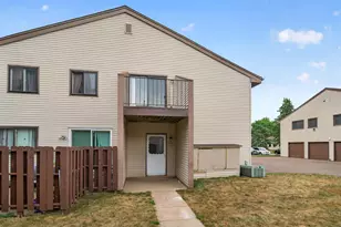 6133 72nd Ln N, Brooklyn Park, MN 55429 - Photo 2