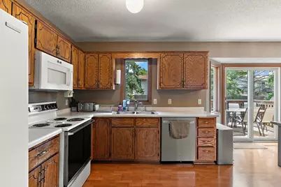 1460 Laurel Avenue, Saint Paul Park, MN 55071 - Photo 12
