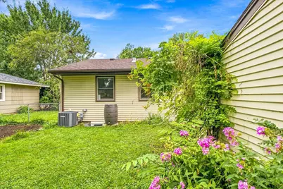 8301 Elliot Avenue S, Bloomington, MN 55420 - Photo 40