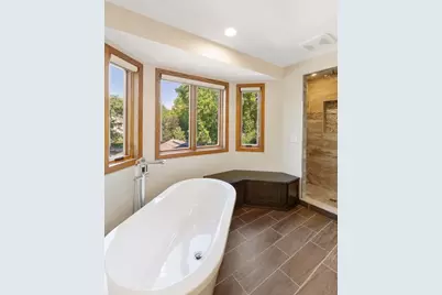10954 Yukon Avenue S, Bloomington, MN 55438 - Photo 10