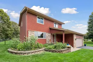 1667 Sherwood Way, Eagan, MN 55122 - Photo 4
