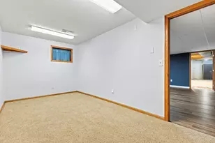 1203 Parkside Dr, Marshall, MN 56258 - Photo 92