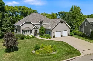 1203 Parkside Dr, Marshall, MN 56258 - Photo 6