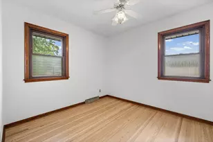 8209 Knox Ave S, Bloomington, MN 55431 - Photo 8