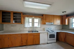 409 S 6th St, Montevideo, MN 56265 - Photo 14