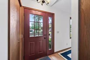 7936 Greenfield Ave, Mounds View, MN 55112 - Photo 2