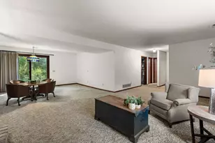 2101 Sheridan Hills Rd, Minnetonka, MN 55391 - Photo 28
