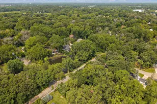 2101 Sheridan Hills Rd, Minnetonka, MN 55391 - Photo 46