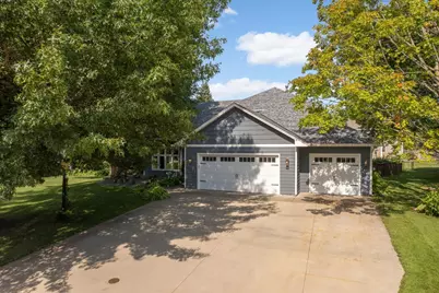 2260 Walnut Creek Drive W, Stillwater, MN 55082 - Photo 2
