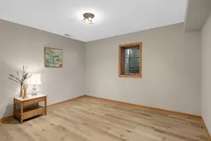 2260 Walnut Creek Dr W, Stillwater, MN 55082 - Photo 36