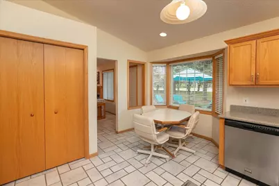 1895 Waterford Place SW, Rochester, MN 55902 - Photo 14