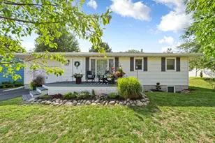 1314 N 5th St, Saint Peter, MN 56082 - Photo 1