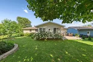1314 N 5th St, Saint Peter, MN 56082 - Photo 30
