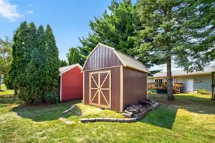 1028 W Elm St, Lake City, MN 55041 - Photo 40