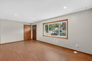 1028 W Elm St, Lake City, MN 55041 - Photo 4